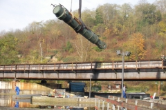 ausbau-von-hydraulikzylinder-staustufe-7-tonnen